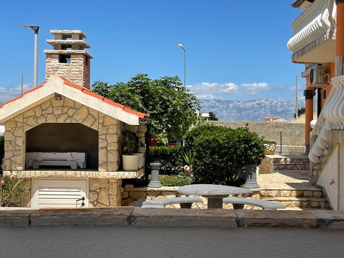 Apartmenthouse Ines Vir Esterno foto