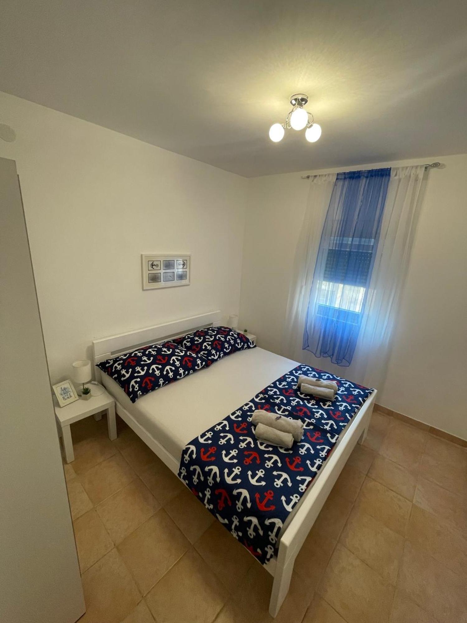Apartmenthouse Ines Vir Esterno foto