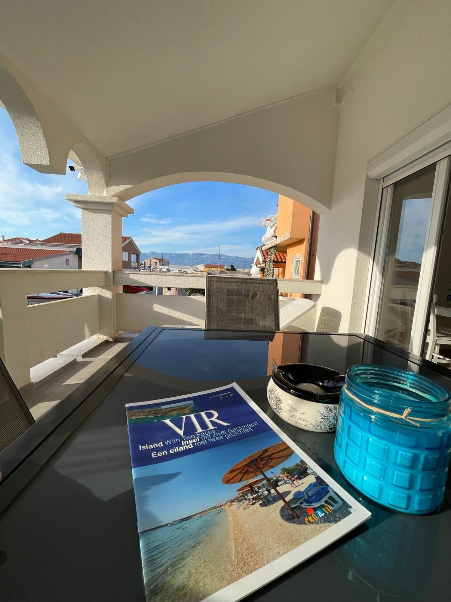 Apartmenthouse Ines Vir Esterno foto